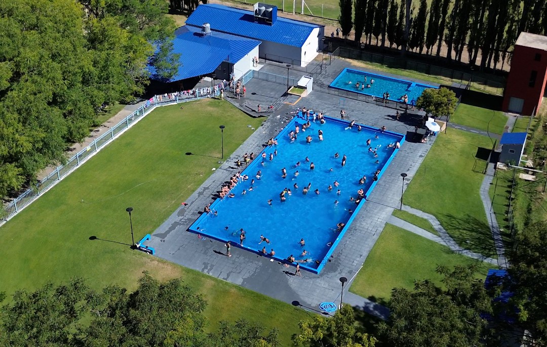 ¡Inicio de Temporada de Pileta para Afiliados! Vení a disfrutar del complejo recreativo!